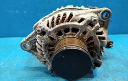 Генератор для Nissan Navara 2013 года на фотографиях