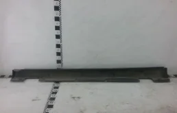 Накладка порога правая для Mercedes-Benz GLA class на фотографиях