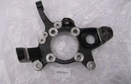 Кулак передний левый для Mitsubishi Pajero V90 5dr 2006-2011