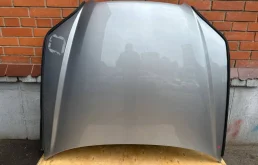 Капот для Subaru Legacy 2007 года на фотографиях