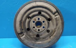 Маховик для Nissan X-Trail на фотографиях