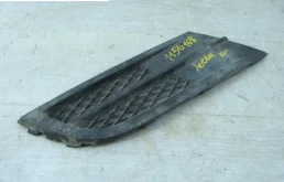 Решетка радиатора левая для Volkswagen Jetta на фотографиях