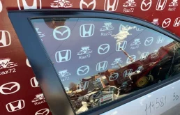 Дверь передняя правая для Honda Civic на фотографиях