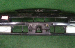 Бампер для Toyota Corolla 1999 года на фотографиях