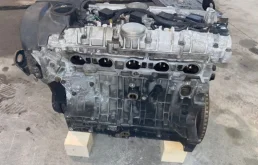 Двигатель для Volvo C30 2008 года на фотографиях