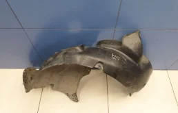 Подкрылок передний левый для Skoda Rapid 2017 года на фотографиях