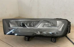 Фара ксенон левая для Audi Q7 2017 года на фотографиях