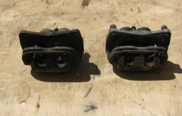 Суппорт передний левый для Subaru Forester на фотографиях