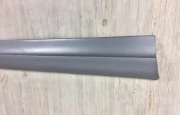 Молдинг передней левой двери для Audi Q7 2015 года на фотографиях