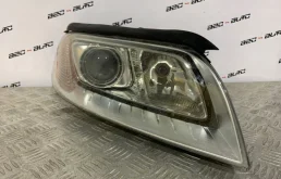 Фары для Volvo XC70 2010 года на фотографиях