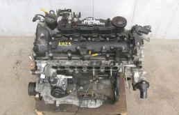 Двигатель без навесного для Kia Carnival 2016 года на фотографиях