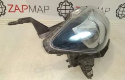 Фары для Nissan Tiida 2016 года на фотографиях