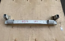 Бампер для Honda CR-V 2003 года на фотографиях