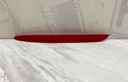 Светоотражатель левый заднего бампера для Mercedes-Benz CLA class C118 2019+