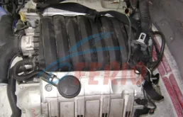 Двигатель без навесного для Porsche Cayenne 2008 года на фотографиях