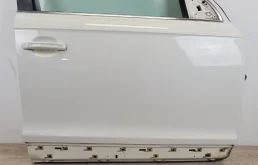 Двери для Audi Q7 2013 года на фотографиях