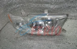 Фара правая для Toyota Highlander 2007 года на фотографиях