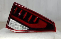 Фонарь внутренний левый для Kia Rio X line на фотографиях