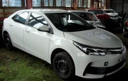 Дверь передняя правая для Toyota Corolla 2016 года на фотографиях