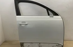 Двери для Audi Q7 2018 года на фотографиях