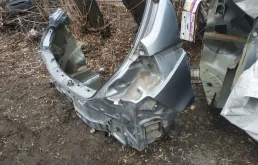 Панель кузова задняя для Nissan Tiida на фотографиях