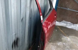 Дверь задняя левая для Toyota Corolla 2007 года на фотографиях