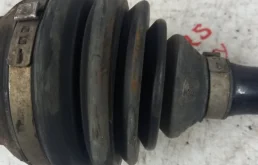 Привод передний правый для Volkswagen Tiguan 2007 года на фотографиях