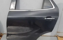 Дверь задняя левая для Opel Mokka 2015 года на фотографиях
