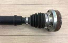 Привод передний правый для Volkswagen Passat 2014 года на фотографиях