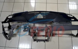 торпеда черная без дефектов для Lexus LX J200 2007-2015