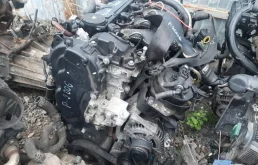 Двигатель для Hyundai Equus на фотографиях