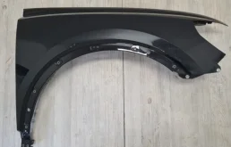 Крыло правое для Audi Q3 2025 года на фотографиях