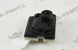 Замок зажигания для Mercedes-Benz C class 2016 года на фотографиях