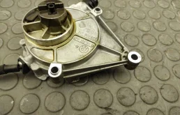 Вакуумный усилитель тормозов для BMW 5er 2013 года на фотографиях