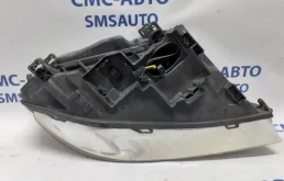 Фары для Volvo XC70 2010 года на фотографиях