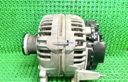 Генератор для Volkswagen Golf 2009 года на фотографиях