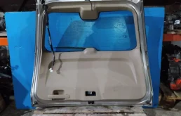 Крышка багажника для Honda CR-V 2008 года на фотографиях