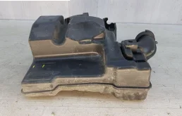 Резонатор воздуховода для Hyundai Solaris 2014 года на фотографиях