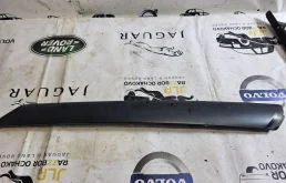 Стекла и зеркала для Land Rover Range Rover 2005 года на фотографиях