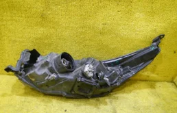 Фара правая для Toyota Highlander на фотографиях