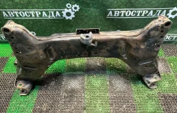 Подрамник двигателя для Nissan Almera Classic 2009 года на фотографиях