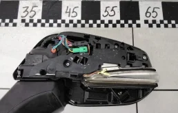 Зеркала для Toyota RAV4 2021 года на фотографиях