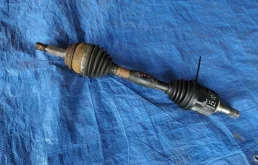 Привод передний левый для Toyota Avensis на фотографиях