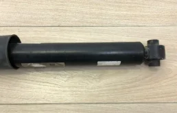 Амортизатор задний правый для Audi Q7 на фотографиях