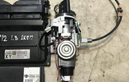 Блок управления двигателем для Nissan Primera на фотографиях