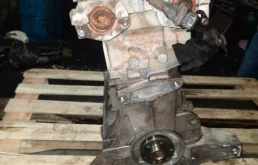 Двигатель без навесного для Rover 45 на фотографиях