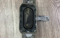 Подушка двигателя для Opel Insignia на фотографиях