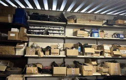 склад запчастей Porsche