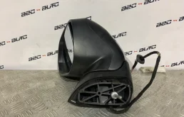 Стекла и зеркала для Peugeot 3008 на фотографиях