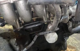 Двигатель без навесного для Nissan Serena 1996 года на фотографиях